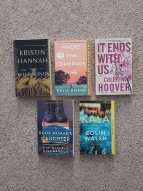 Lot Of Popular Trending Bookclub Books 5 Total Romance Suspense Pageturner Read